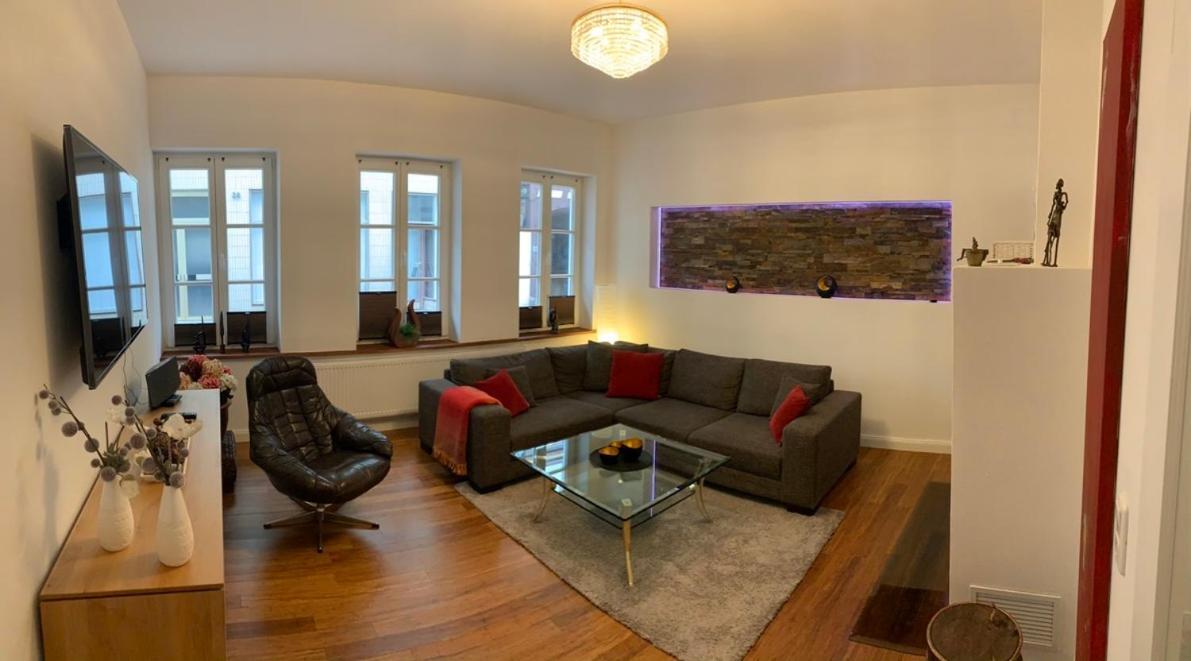 Ferienwohnung Janus Altstadt-Hameln Haus 2 Inklusive Parkplatz - Mit Und Ohne Terrasse Oder Loggia هاملن المظهر الخارجي الصورة